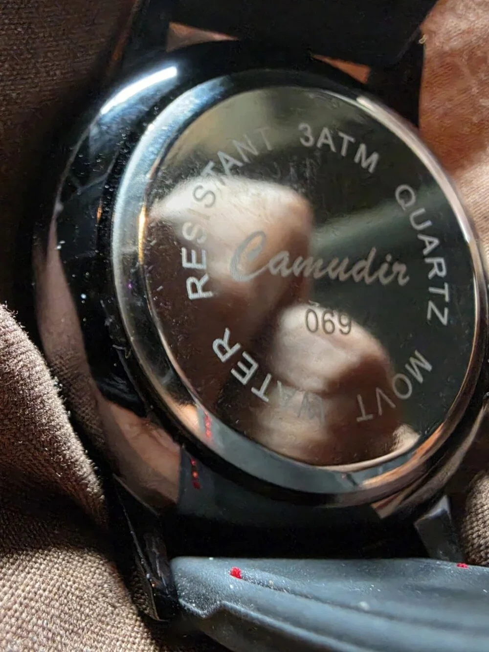 Black Smartwatch - Water-Resistant Quartz Movement